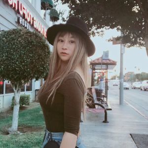 Meet your Posher, Li